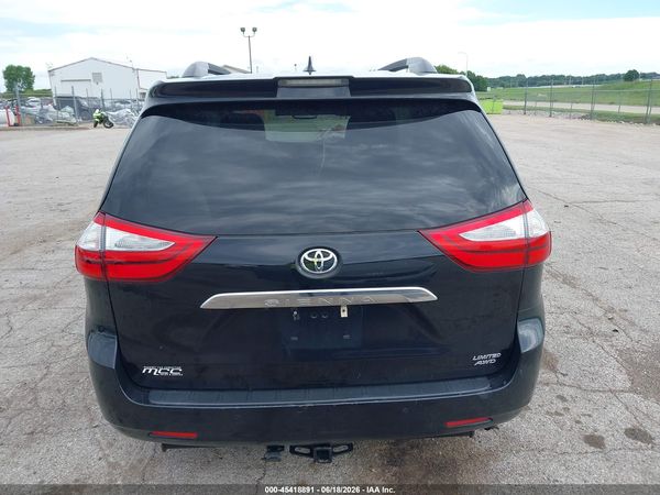 2019 TOYOTA SIENNA