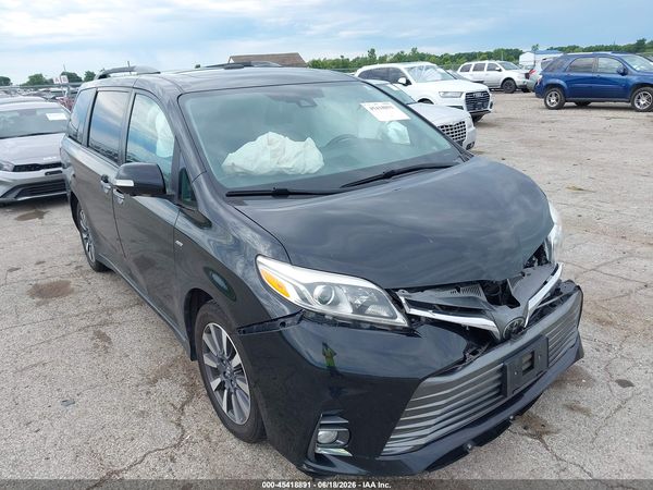 2019 TOYOTA SIENNA