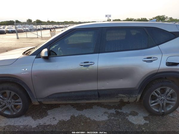 2022 KIA SELTOS LX
