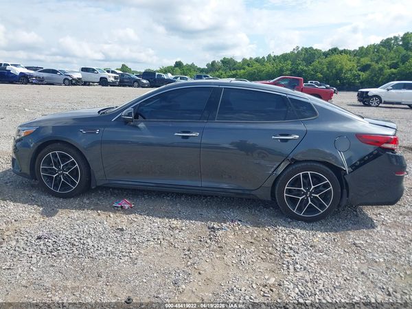 2020 KIA OPTIMA SE