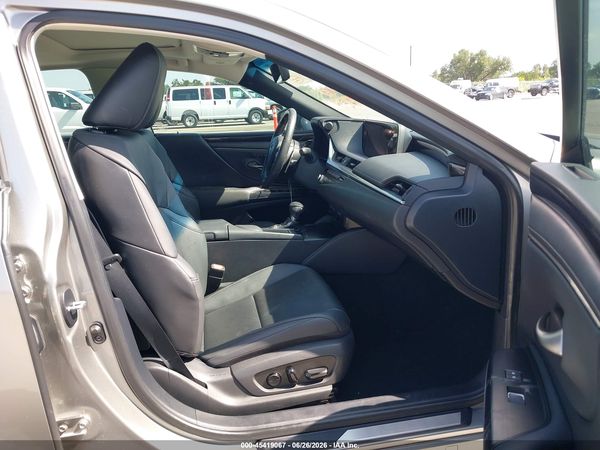 2021 LEXUS ES 300H 300h Premium