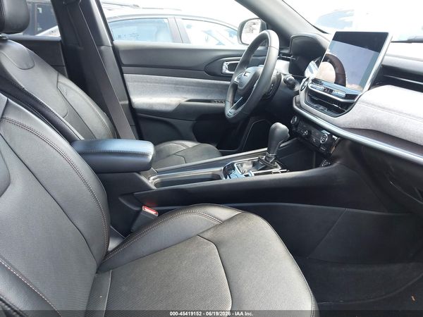 2023 JEEP COMPASS LATITUDE LUX FWD