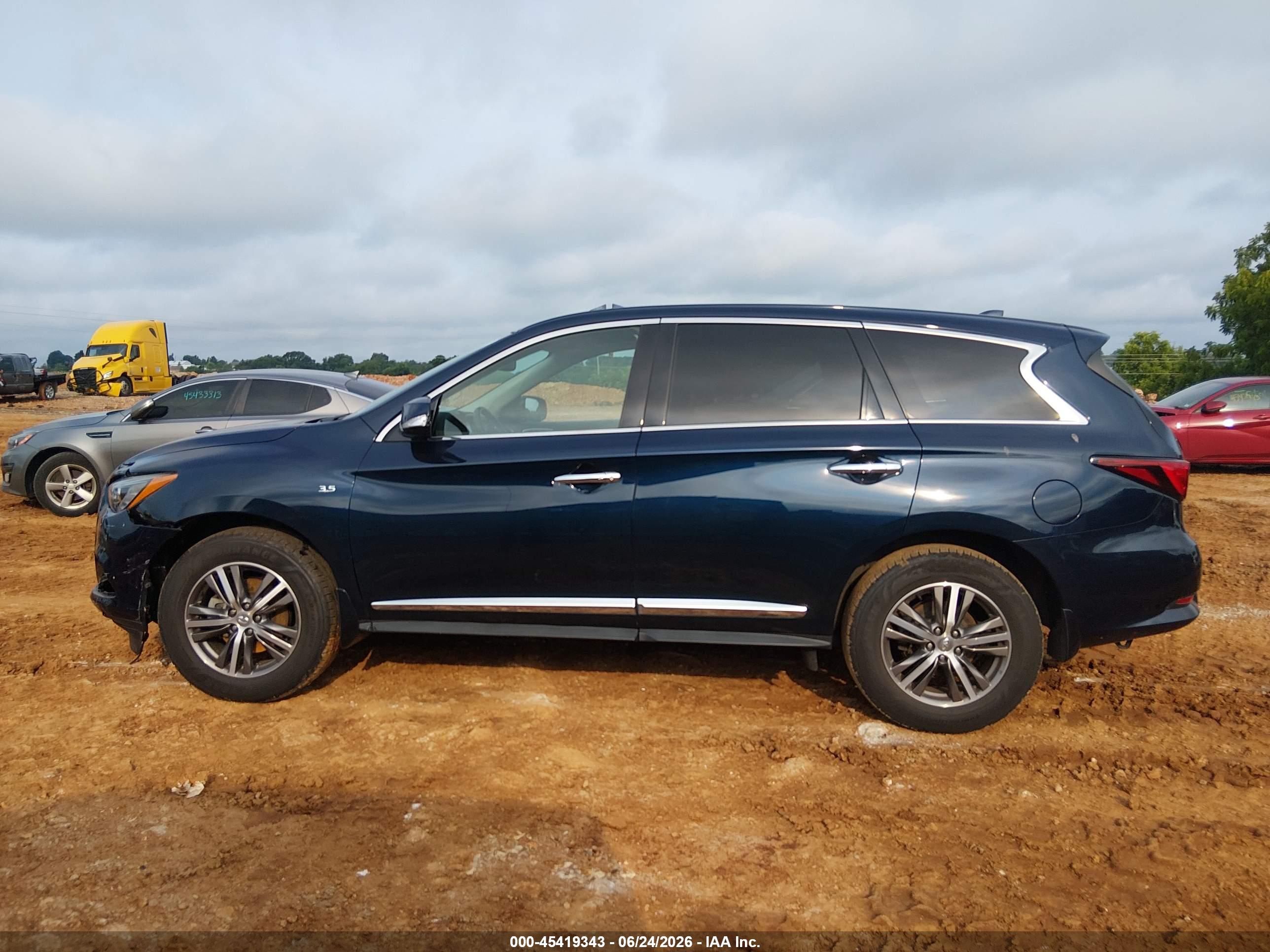 2020 INFINITI QX60 PURE