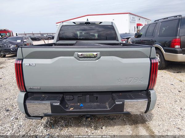 2026 TOYOTA TUNDRA
