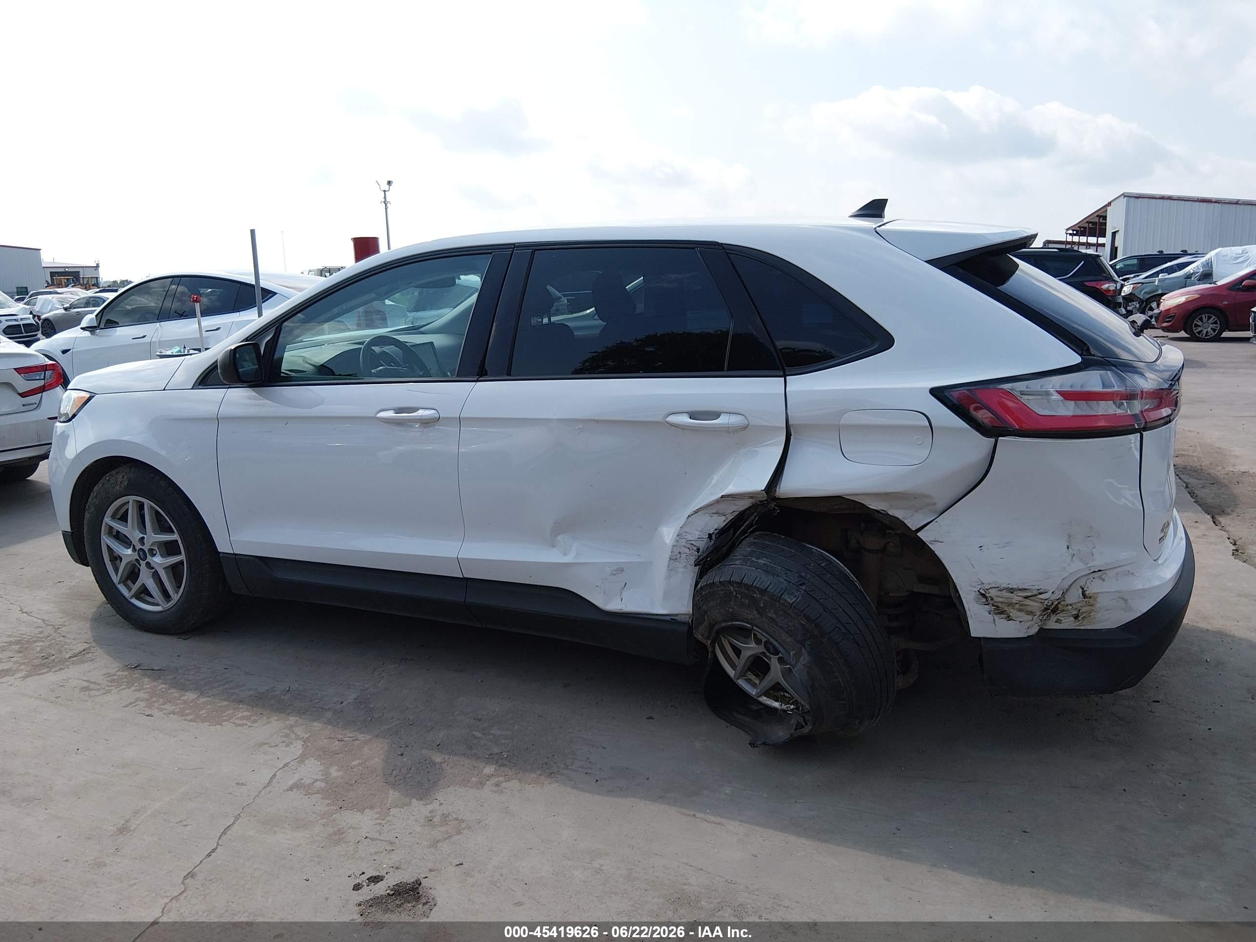 2022 FORD EDGE SE
