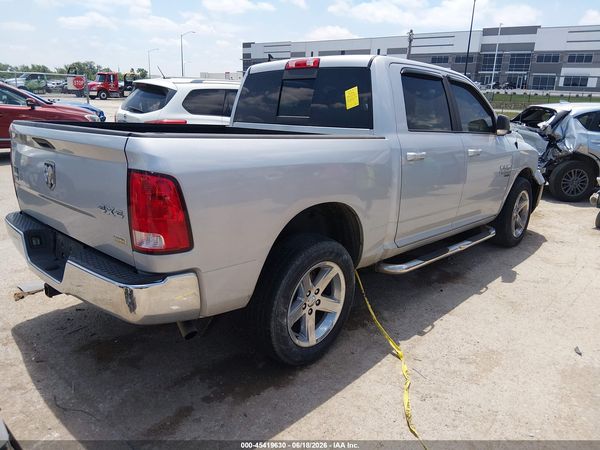 2019 RAM 1500 CLASSIC SLT  4X4 5'7 BOX