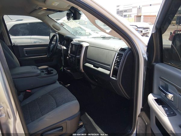 2019 RAM 1500 CLASSIC SLT  4X4 5'7 BOX