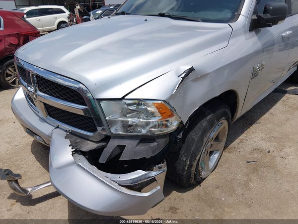 2019 RAM 1500 CLASSIC SLT  4X4 5'7 BOX