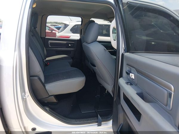 2019 RAM 1500 CLASSIC SLT  4X4 5'7 BOX