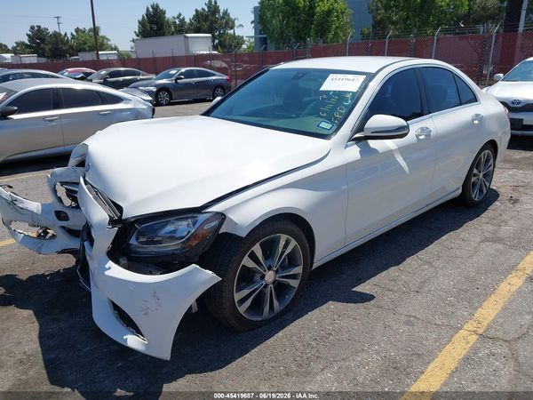 2016 MERCEDES-BENZ C 300 C300