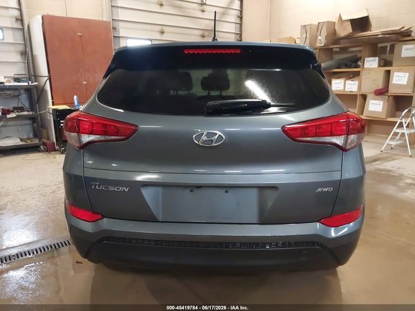 2018 HYUNDAI TUCSON SE