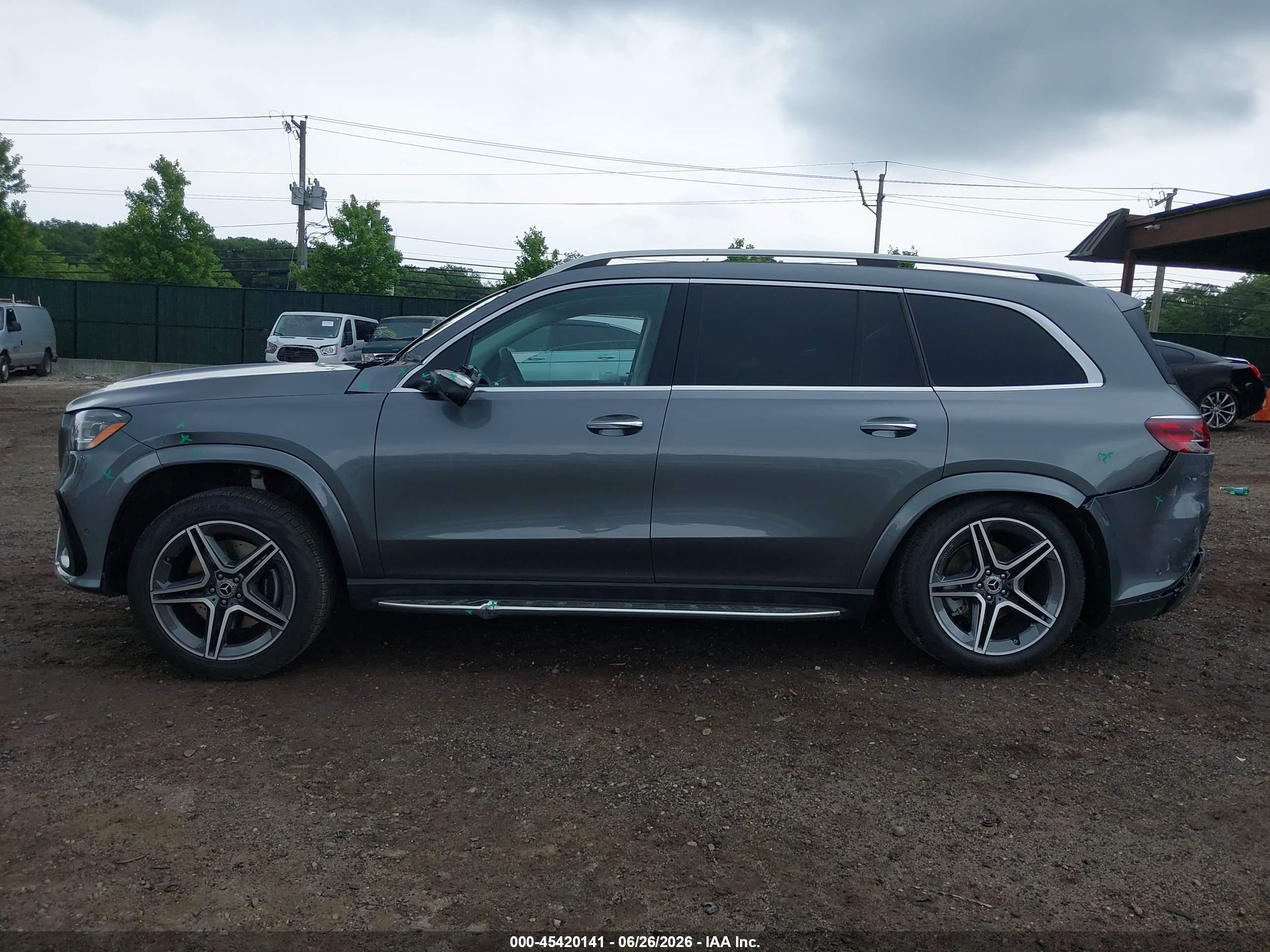 2026 MERCEDES-BENZ GLS 450 4MATIC