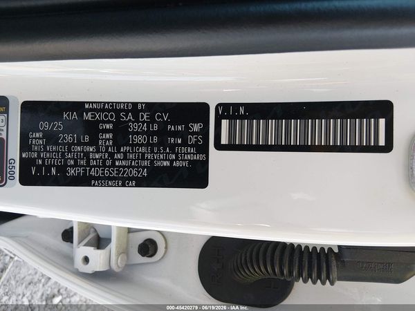 2025 KIA K4 LXS