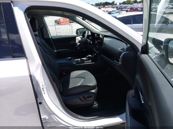 2026 TOYOTA GRAND HIGHLANDER XLE