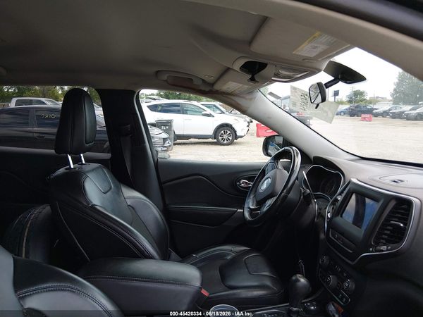 2019 JEEP CHEROKEE LATITUDE PLUS 4X4