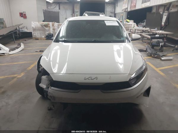 2024 KIA FORTE LX