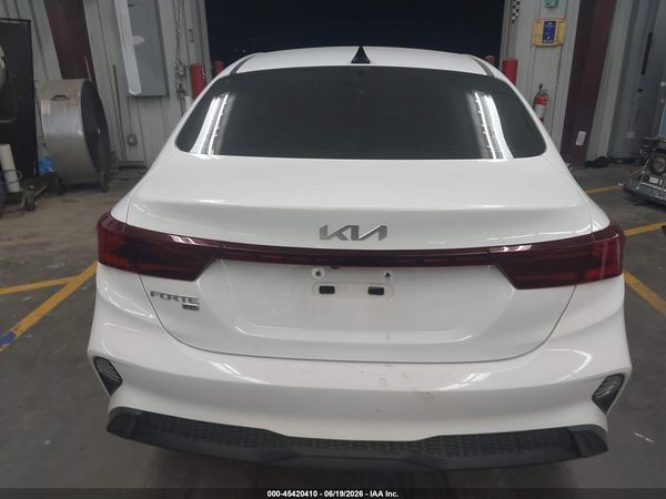 2024 KIA FORTE LX