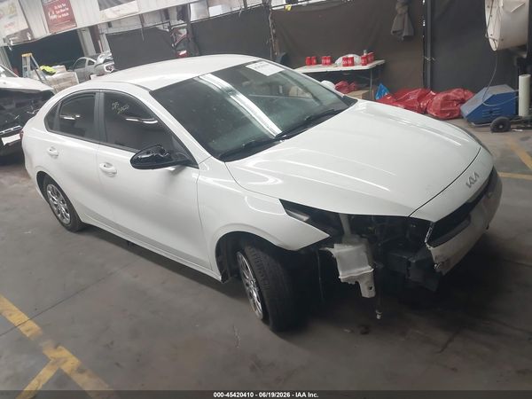 2024 KIA FORTE LX