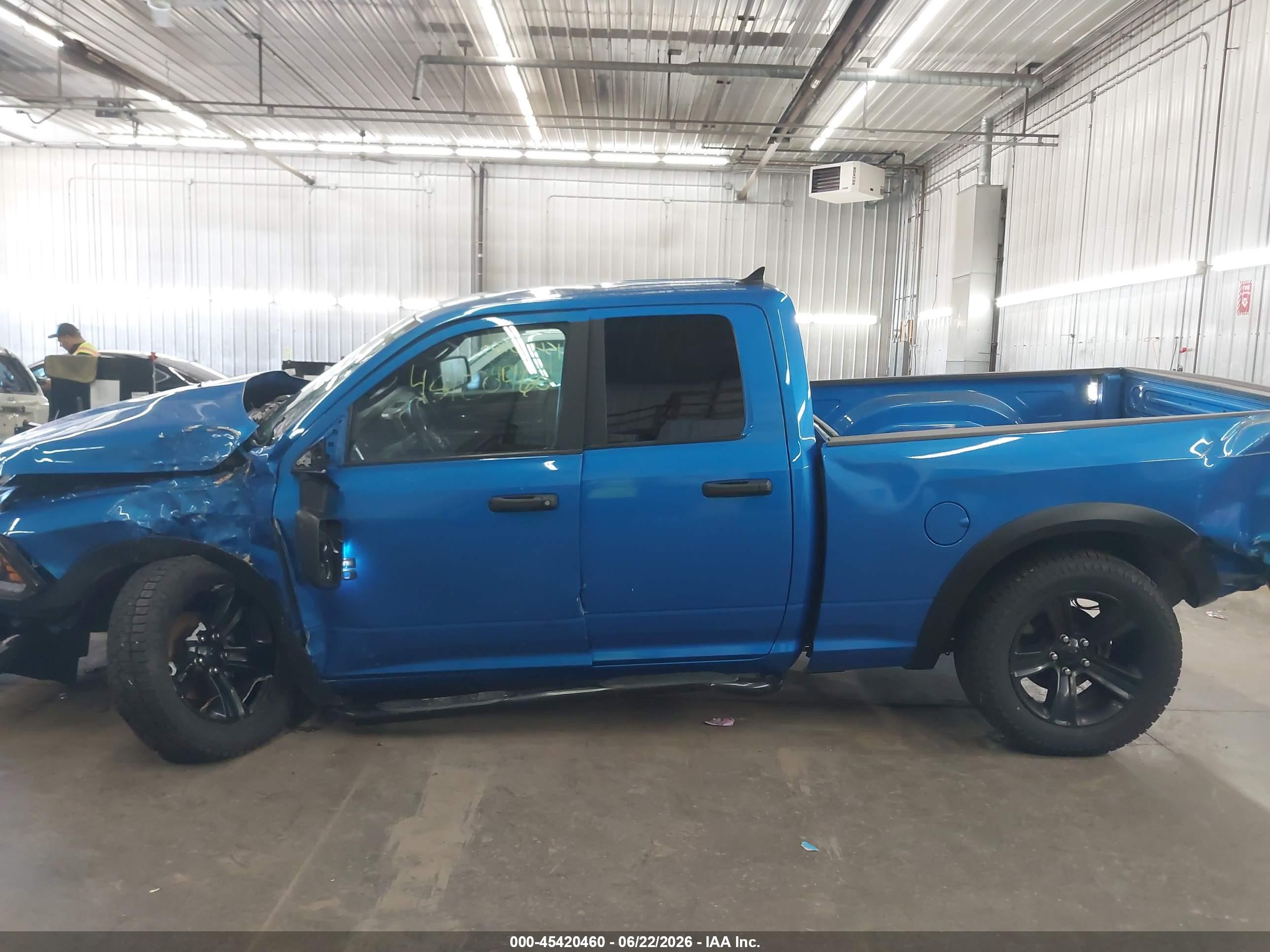 2021 RAM 1500 CLASSIC WARLOCK  4X4 6'4 BOX