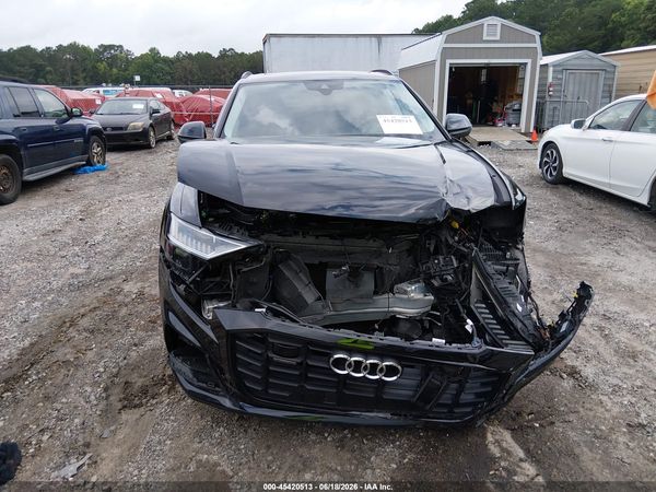 2020 AUDI Q8