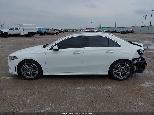 2019 MERCEDES-BENZ A 220 A220