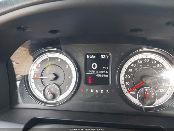 2024 RAM 1500 CLASSIC WARLOCK  4X2 5'7 BOX