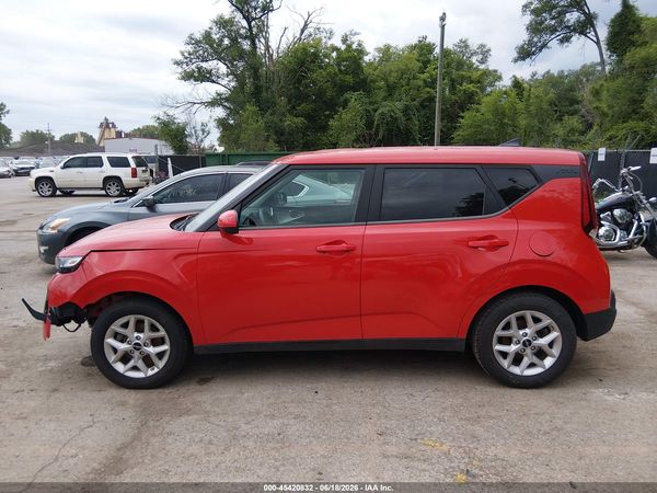 2022 KIA SOUL LX