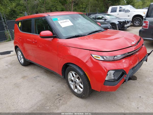 2022 KIA SOUL LX