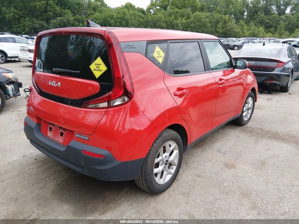 2022 KIA SOUL LX