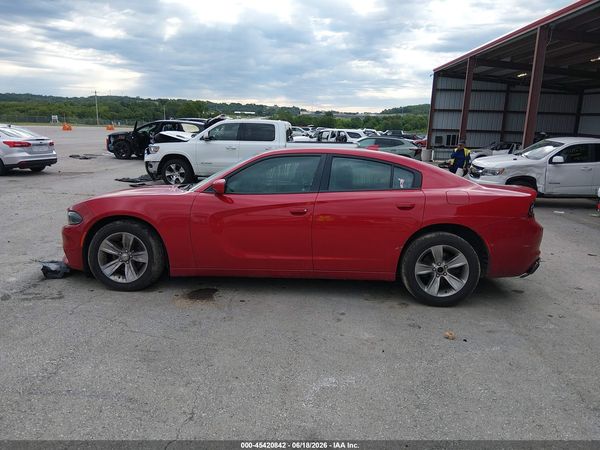 2016 DODGE CHARGER SXT
