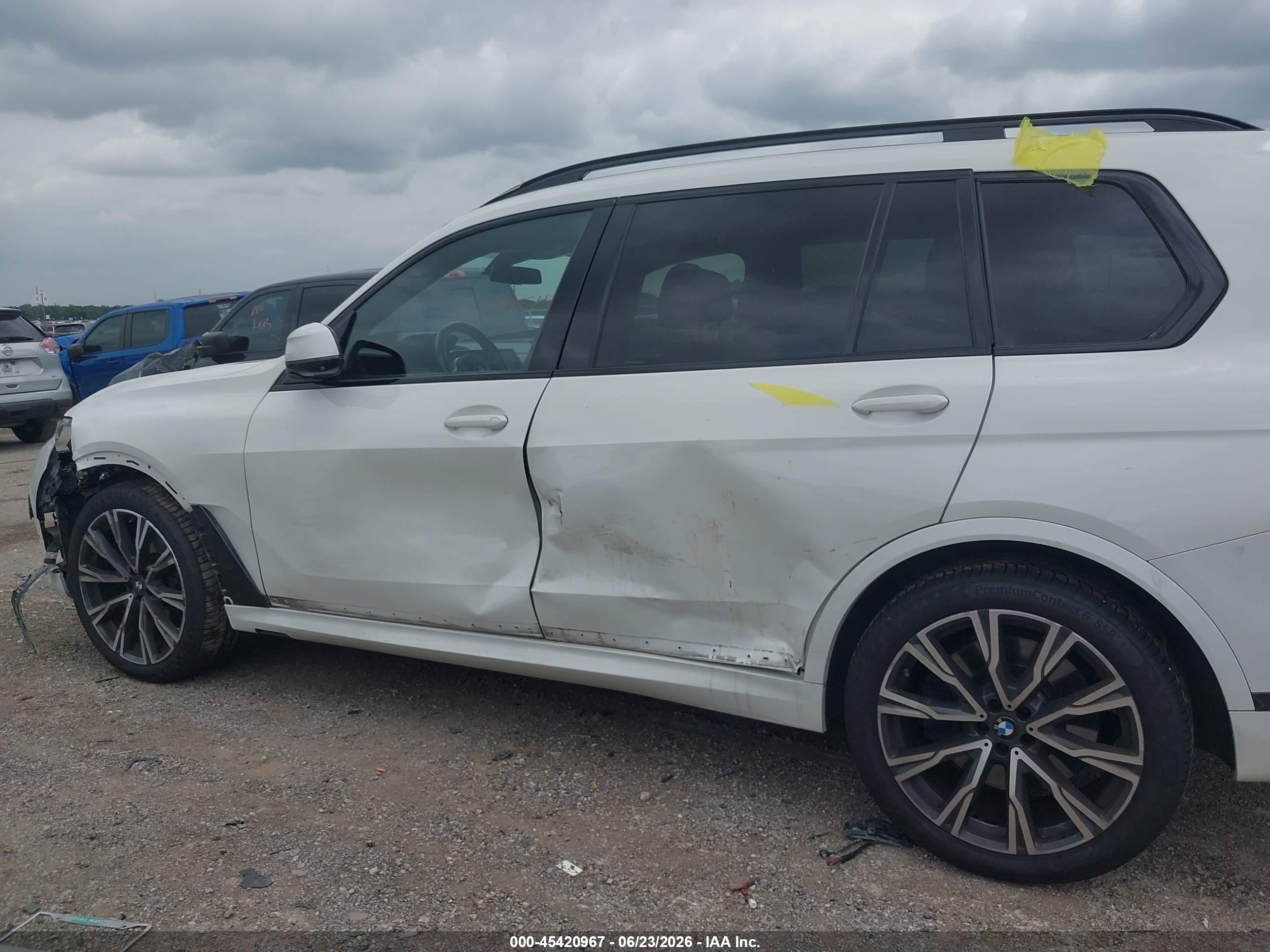 2021 BMW X7 M50I