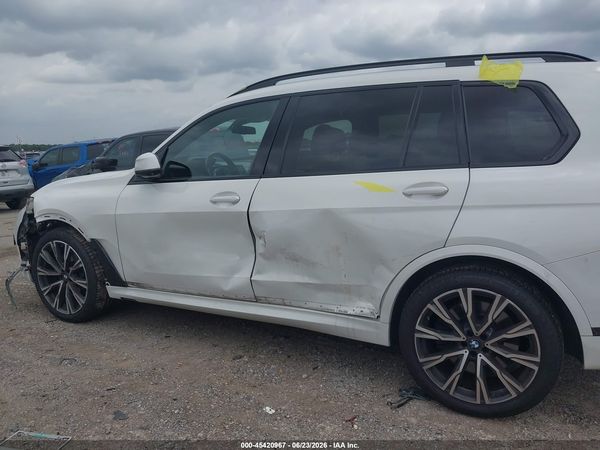2021 BMW X7 M50I
