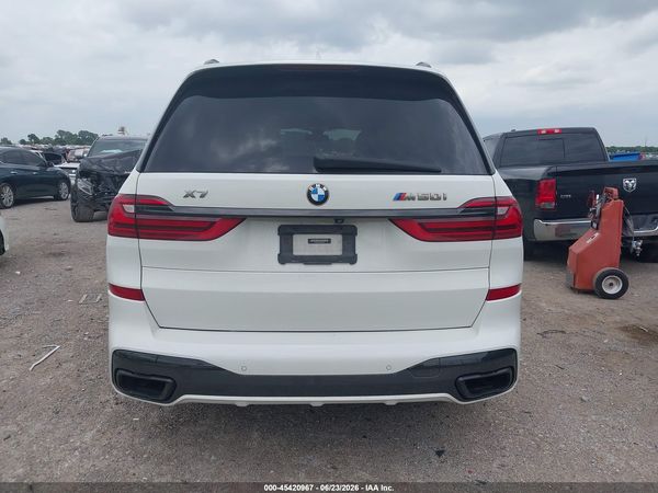 2021 BMW X7 M50I