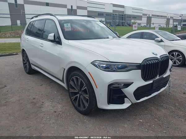 2021 BMW X7 M50I