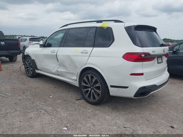 2021 BMW X7 M50I