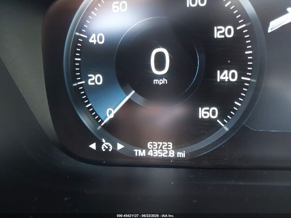 2019 VOLVO XC60 T6 R-DESIGN