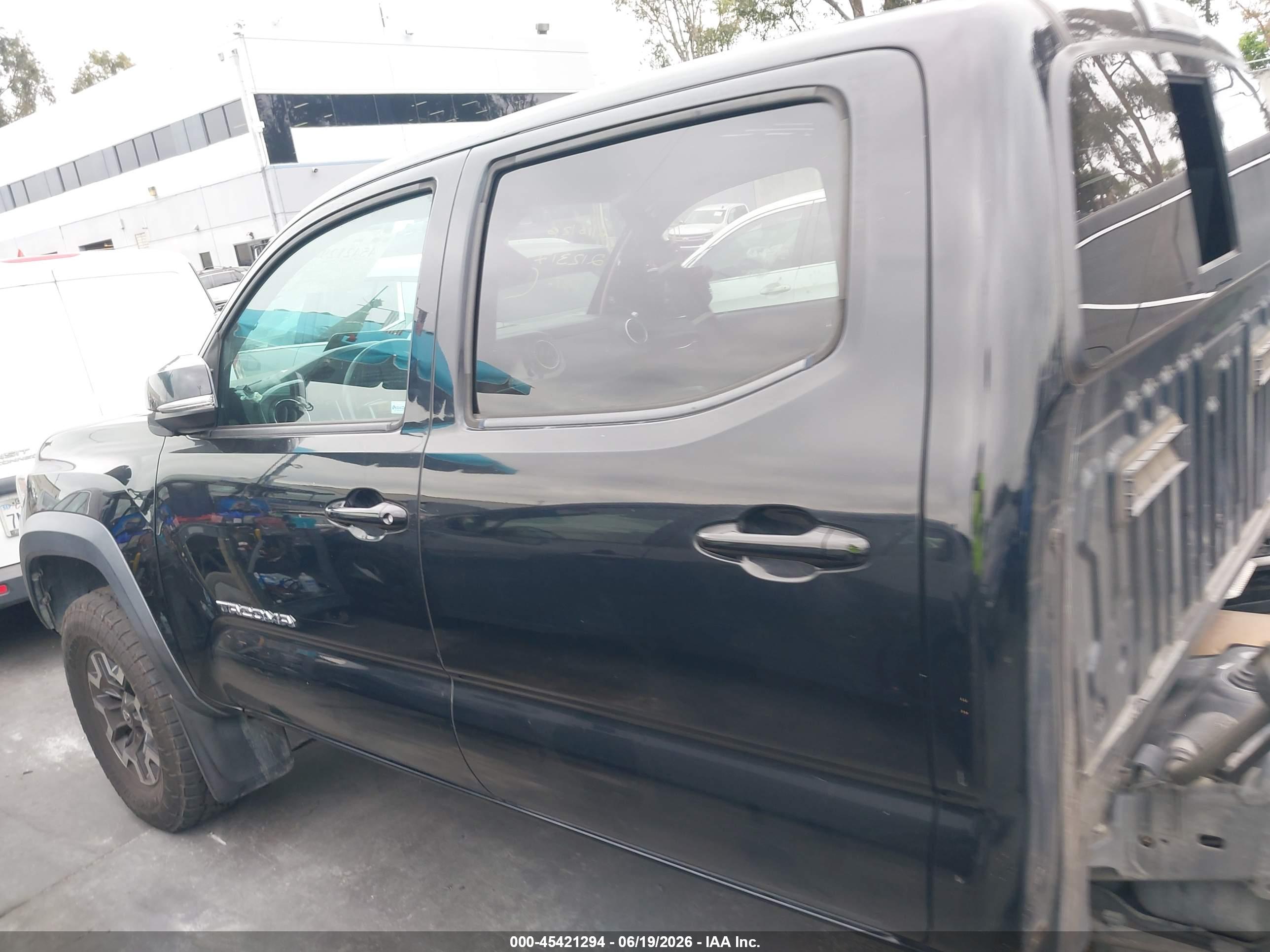 2019 TOYOTA TACOMA TRD OFF ROAD