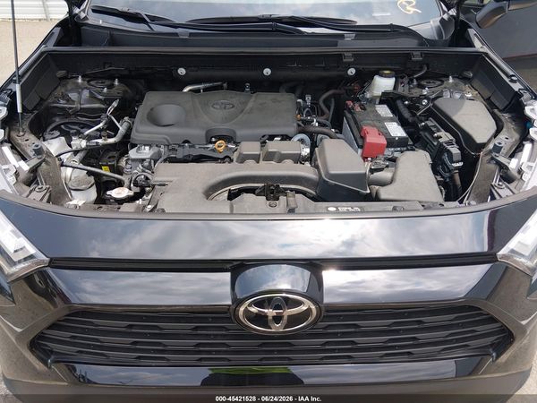 2025 TOYOTA RAV4 LE