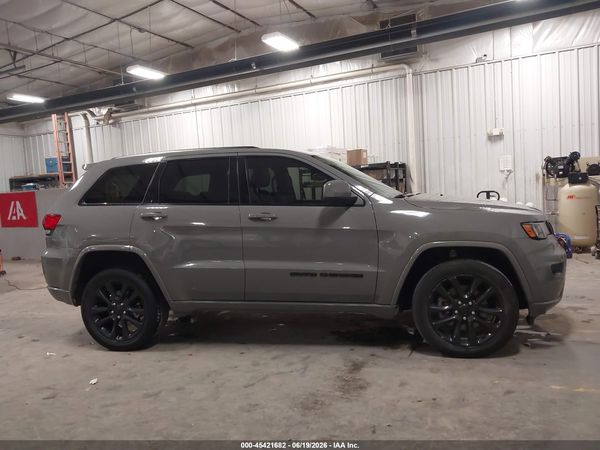 2021 JEEP GRAND CHEROKEE LAREDO X 4X4