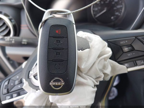 2023 NISSAN KICKS SR XTRONIC CVT