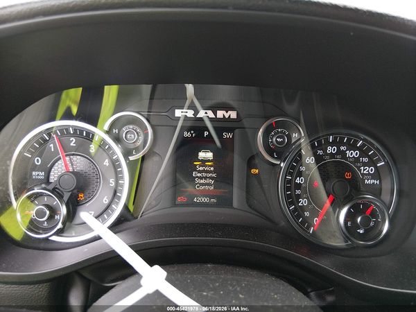2023 RAM 1500 BIG HORN  4X4 5'7 BOX