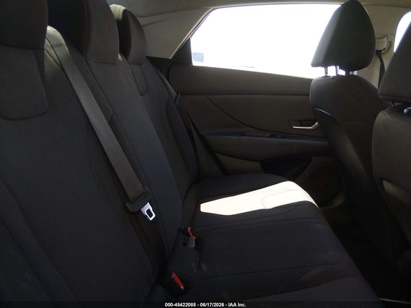 2023 HYUNDAI ELANTRA SE