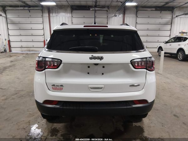 2022 JEEP COMPASS LATITUDE LUX 4X4