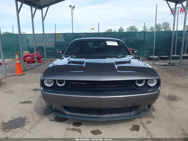 2021 DODGE CHALLENGER SXT