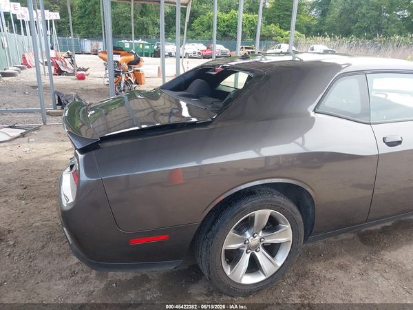 2021 DODGE CHALLENGER SXT