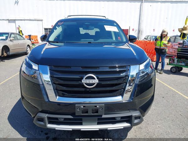 2025 NISSAN PATHFINDER SL 4WD