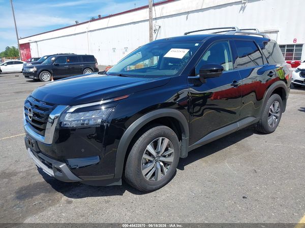2025 NISSAN PATHFINDER SL 4WD