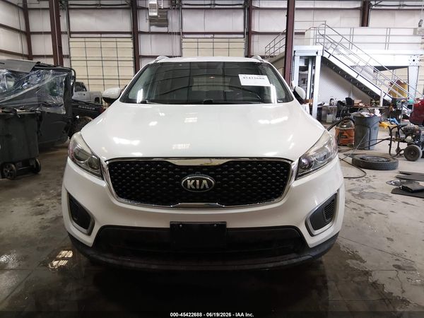 2016 KIA SORENTO 2.4L LX