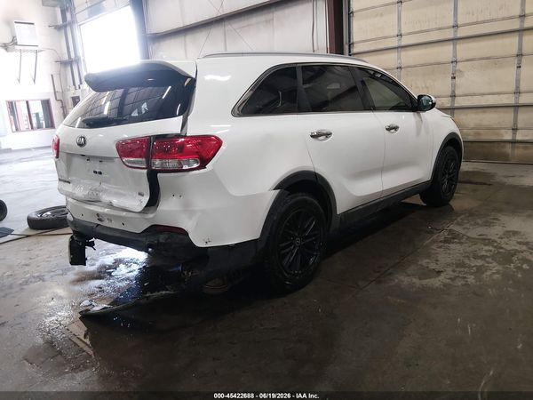 2016 KIA SORENTO 2.4L LX