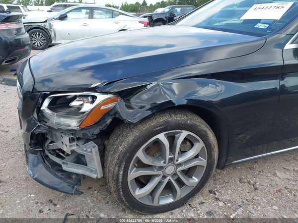 2015 MERCEDES-BENZ C 300 Base